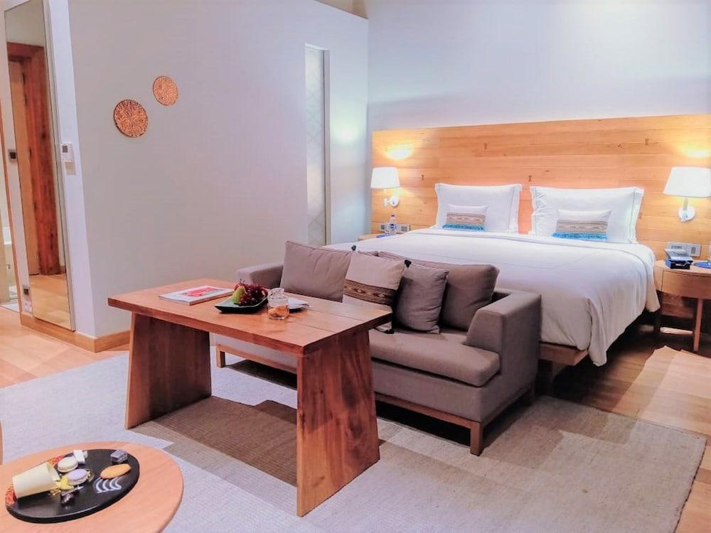 Taj Rishikesh Resort And Spa Дехрадун Екстериор снимка