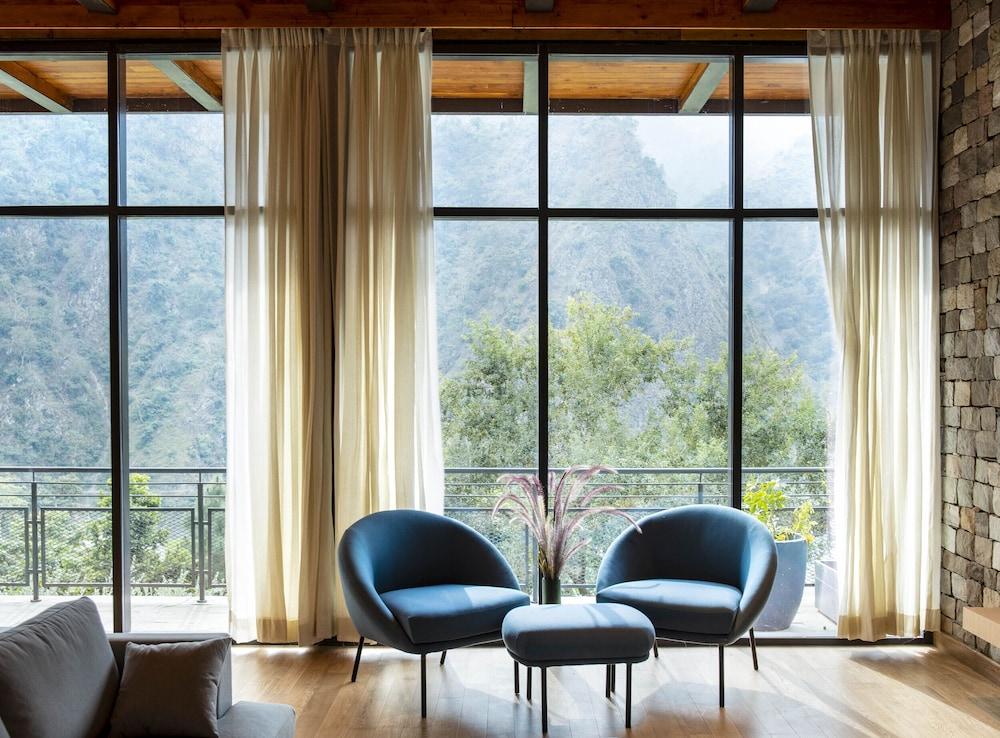 Taj Rishikesh Resort And Spa Дехрадун Екстериор снимка